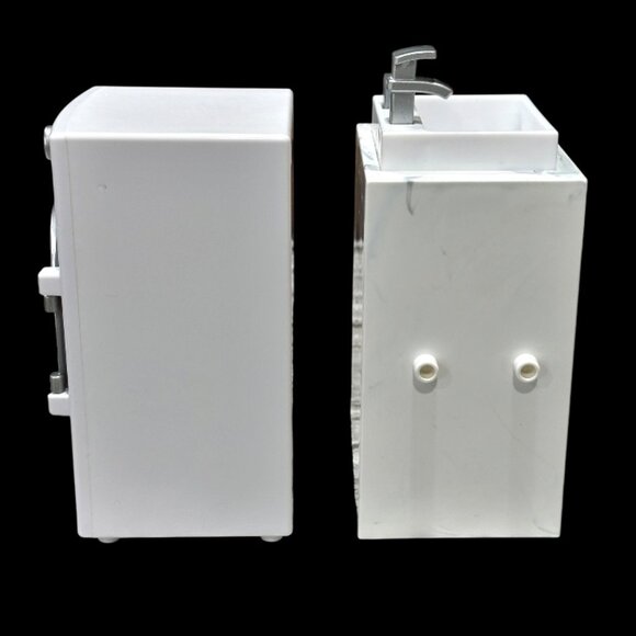 RAINBOW HIGH Doll House Furniture Washing Machine and Bathroom Sink Replacements - Picture 5 of 9